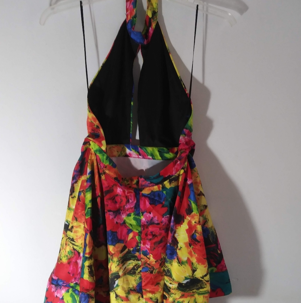 Luxxel halter dress size L NWT - Picture 3 of 11